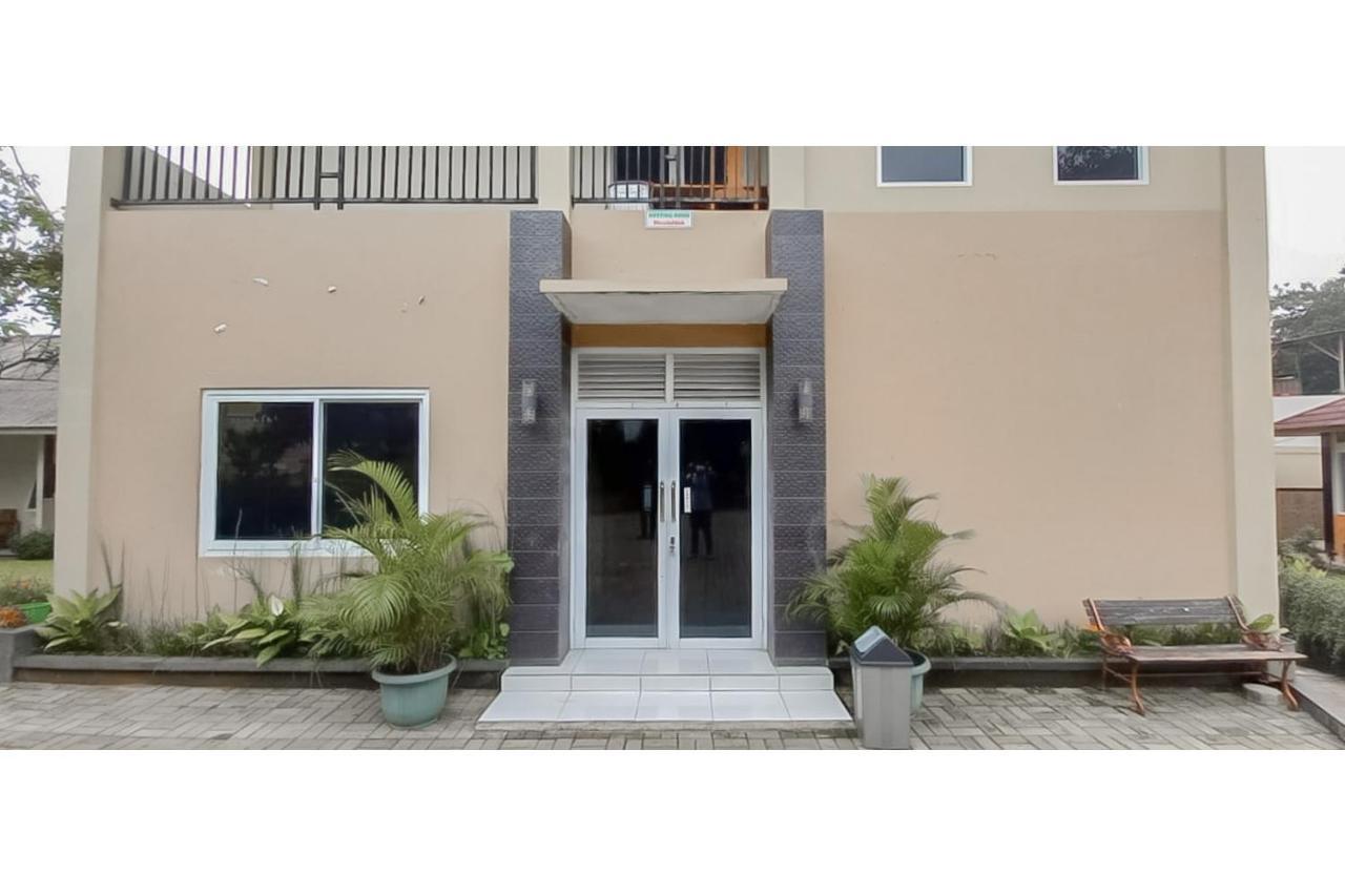 Hotel Sri Indrawati Puncak Mitra Reddoorz Bogor Exteriér fotografie